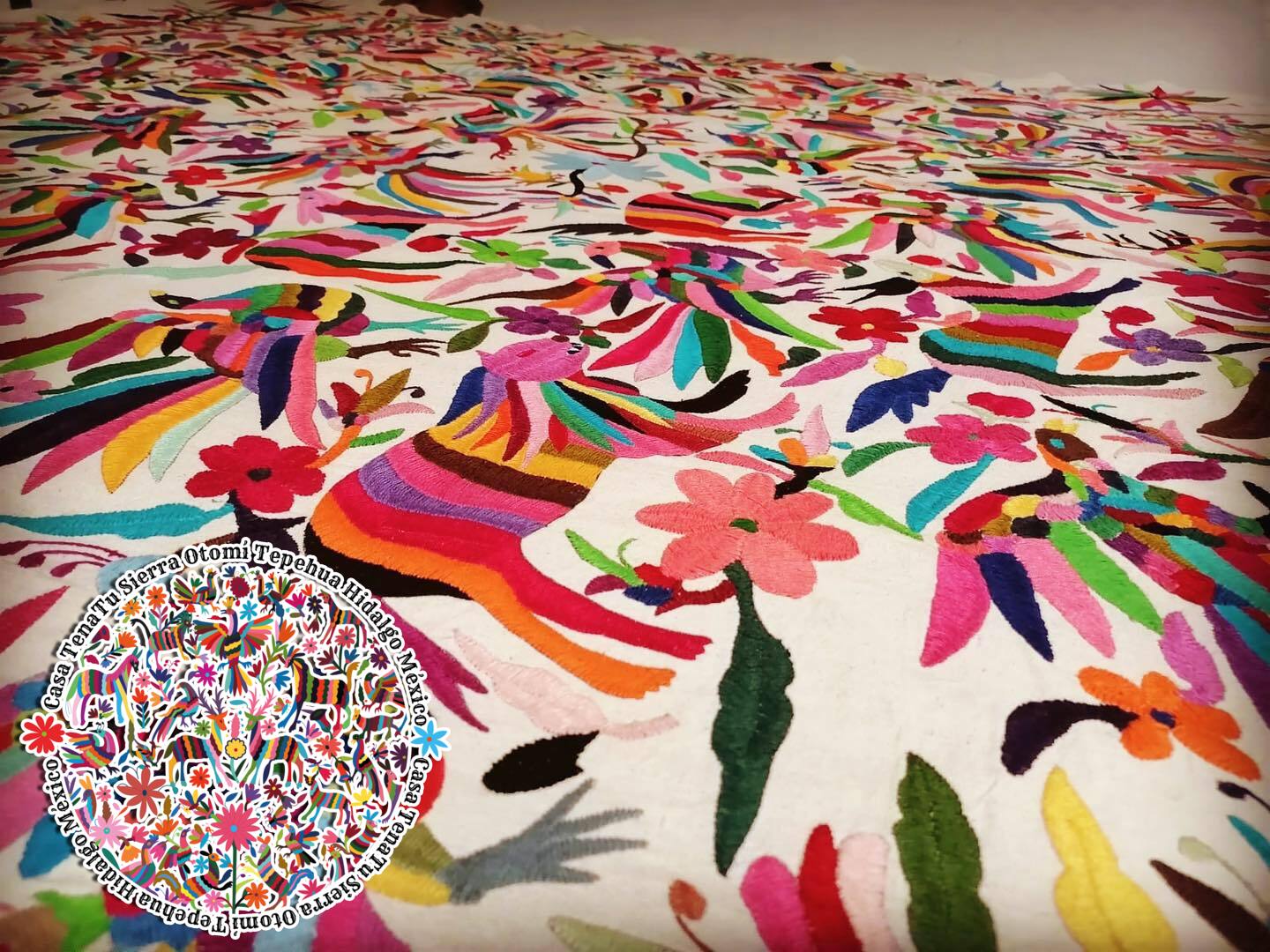 Lienzo Otomi Flora & cosmovisión Tuto multicolor (sobre pedido)