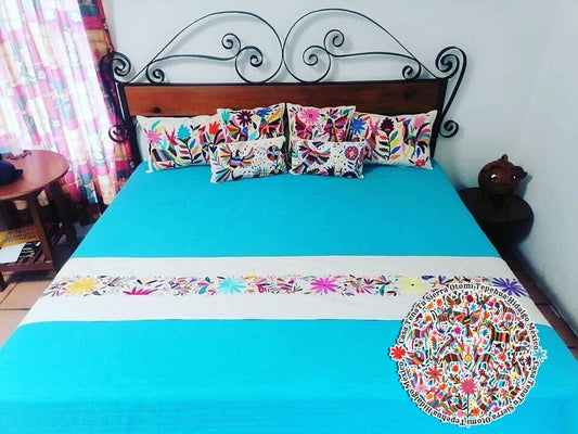 Juego de pie de cama Otomí con fundas