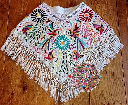 Hermoso Quexquémitl Multicolor Bordado Otomí  "BAJO PEDIDO"