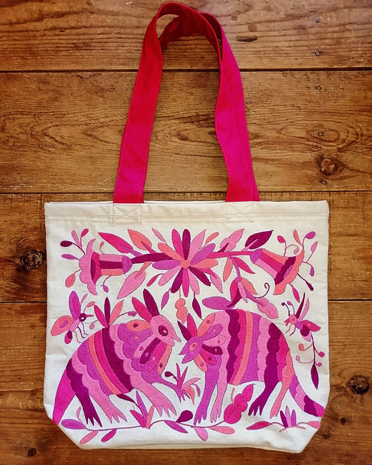 Bolsos con bordado Otomi. DISPONIBLES