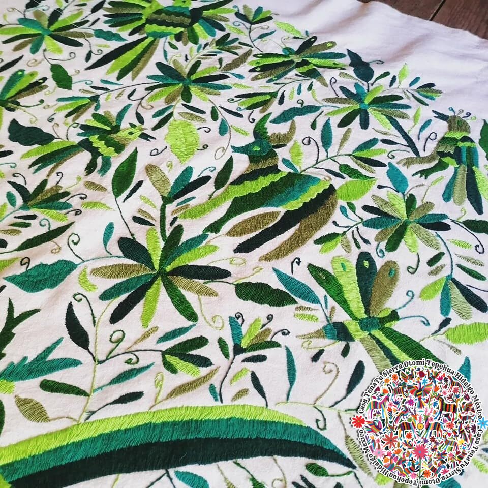 Árbol de la vida en tonos de hilo verde de 1.10 m x 1 m "bajo pedido"