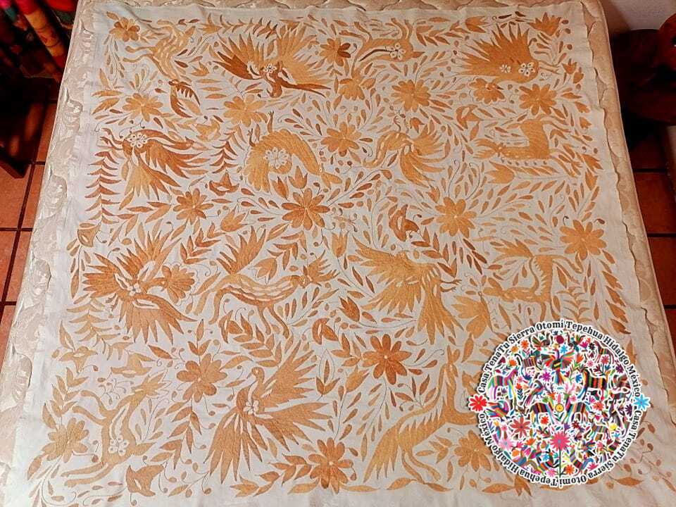 Lienzo Color Beige, bordado Otomi