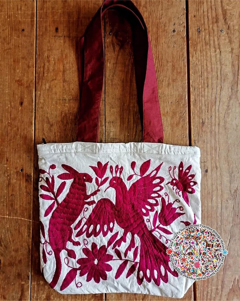 Hermosas bolsas con bordado OTOMÍ