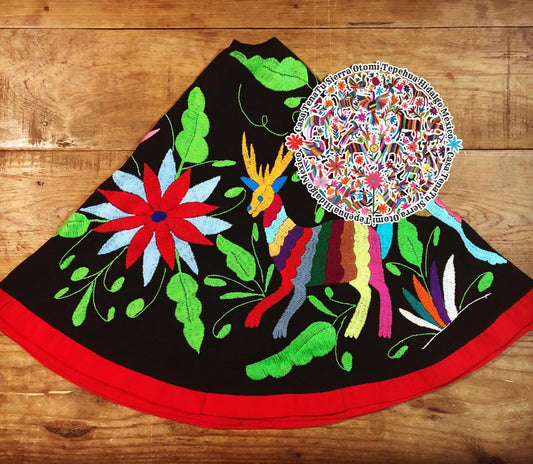 Pies de árbol navideños Otomí bordado a mano (sobre pedido)