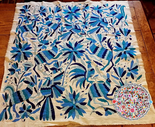 Nuevo lienzo bordado en Azules 1m x 1m (DISPONIBLE)