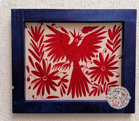 Tenatu Hermoso cuadro otomí flora y fauna bordado en hilos  color rojo