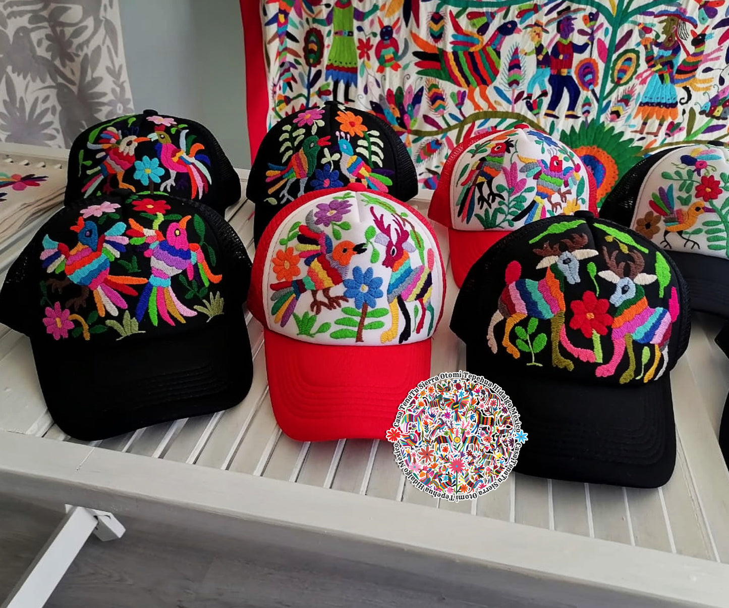 Gorra bordadas a mano Otomí