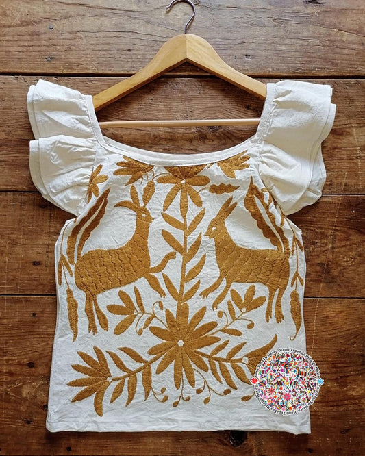 Hermosa blusa bordado Otomí hilos dorados