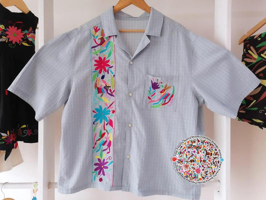 Camisa manga corta de algodón bordado Otomí, muy fresca.