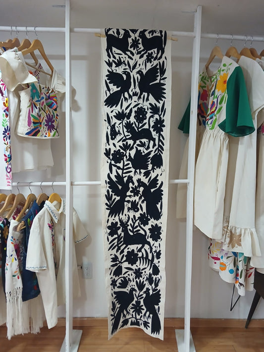 Otomi table runner in black threads